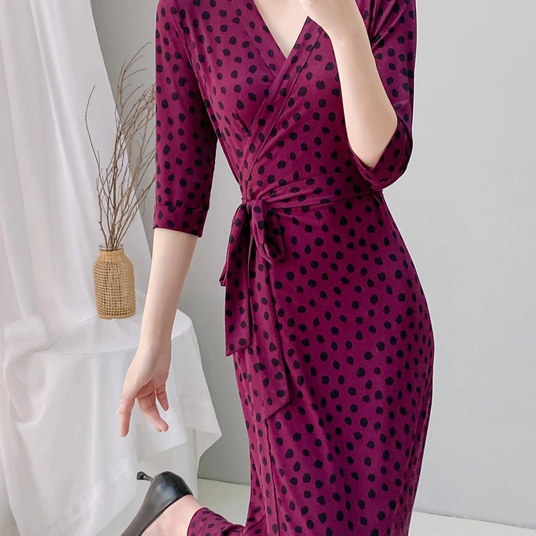 PGDVF秋冬夏季连衣裙裙子法式修身裹身裙E25042紫韵波点长款无领