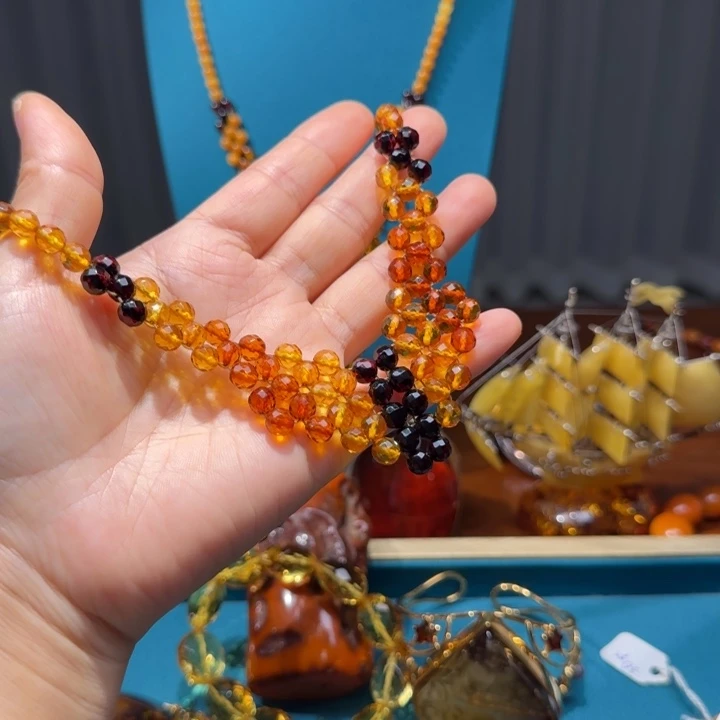 琥珀未镶嵌颈饰波兰设计款琥珀蜜蜡