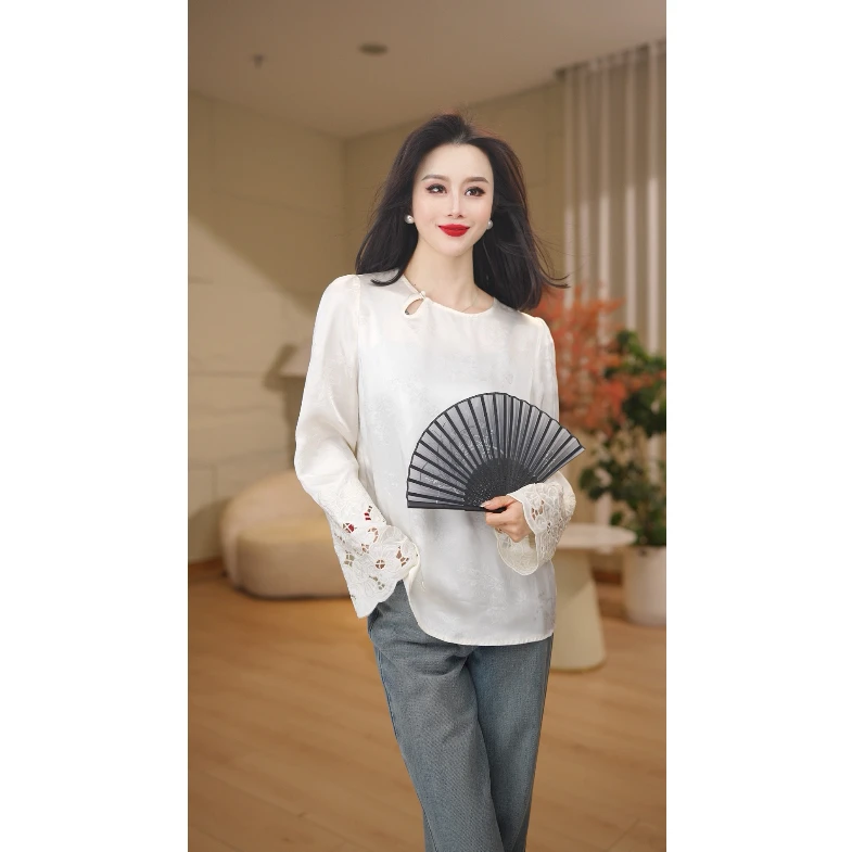 【璃月】设计感洋气百搭袖口绣花上衣9355