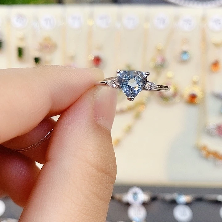 银S925镶嵌海蓝宝石戒圈