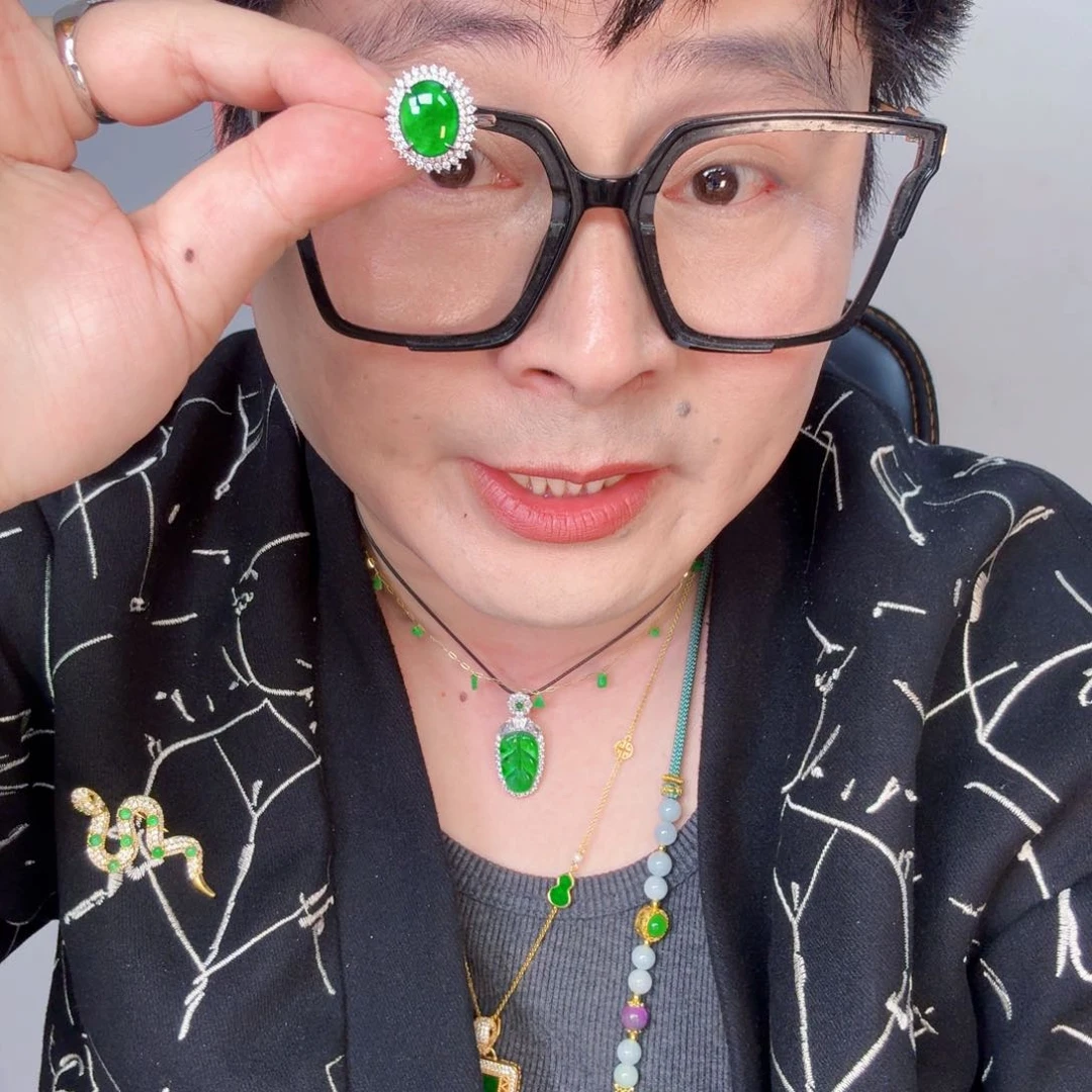 翡翠颈饰未镶嵌一个