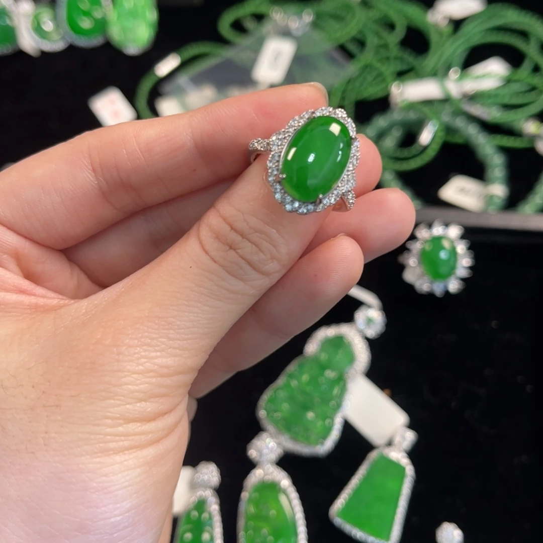 翡翠银S925镶嵌戒指蛋面戒指