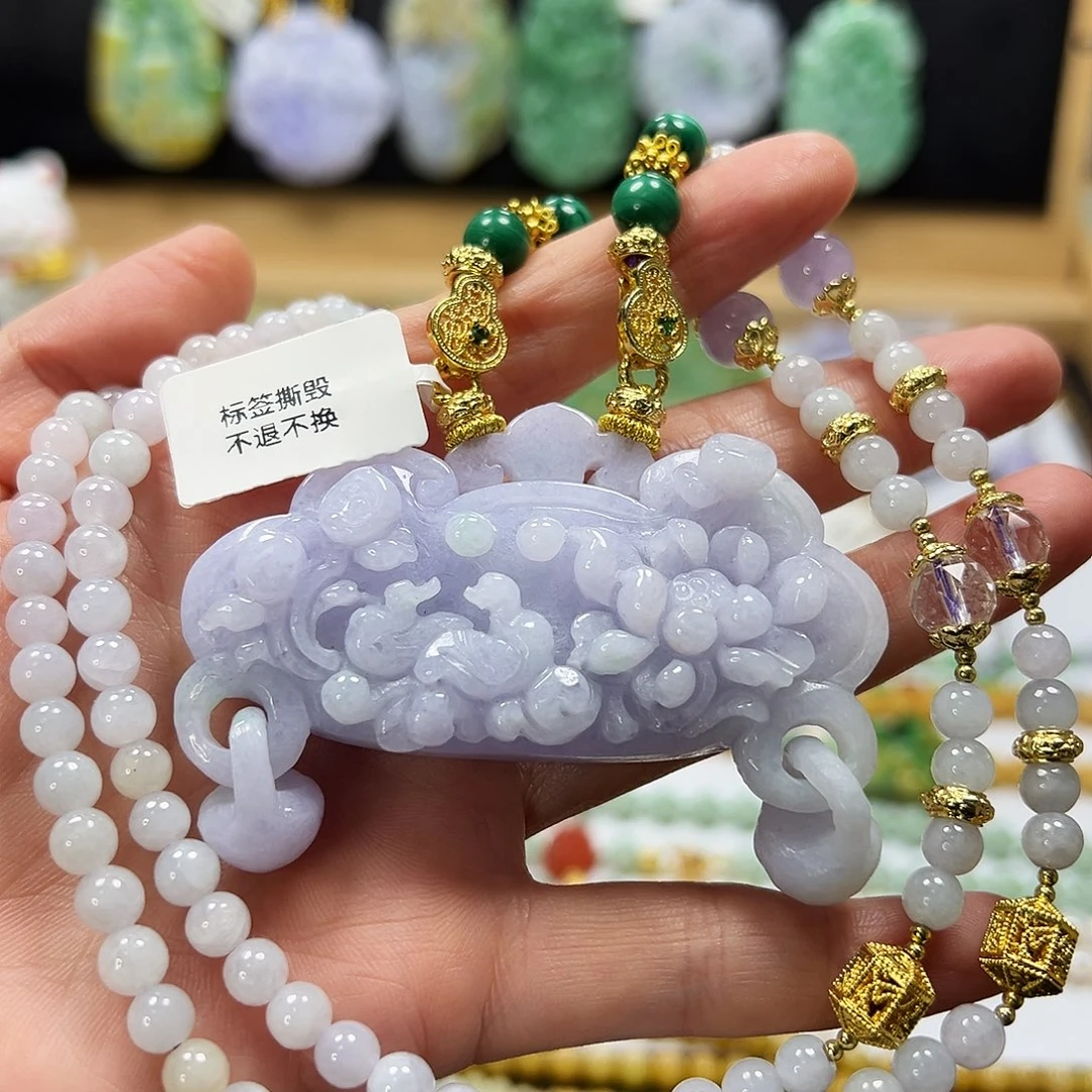 翡翠未镶嵌颈饰吊坠