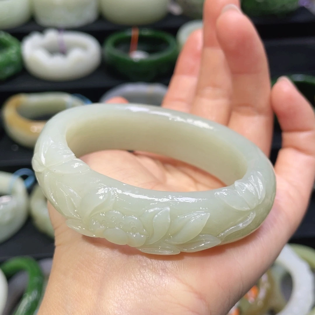 未镶嵌手镯和田玉13