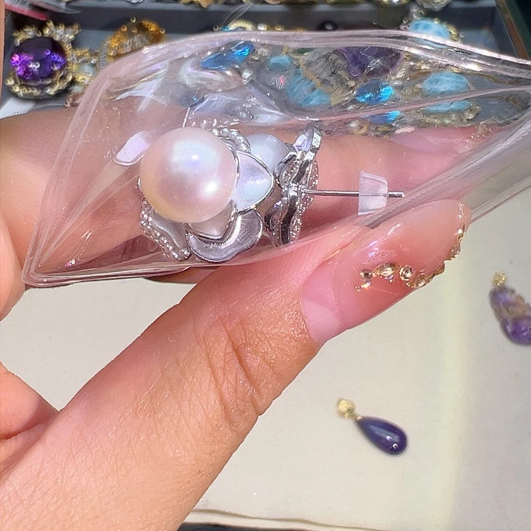 银S925镶嵌淡水珍珠耳钉