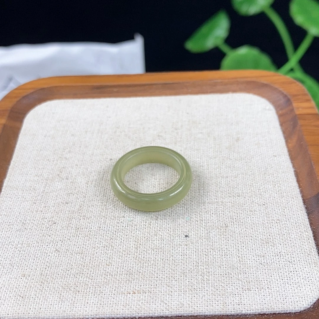 和田玉戒指未镶嵌B5晴水轮胎17.2不退换