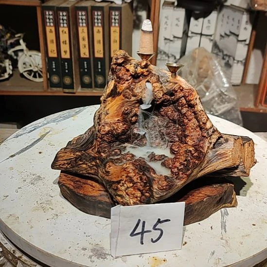 天***空泥塑45北沉香琥珀木天然造型山水摆件
