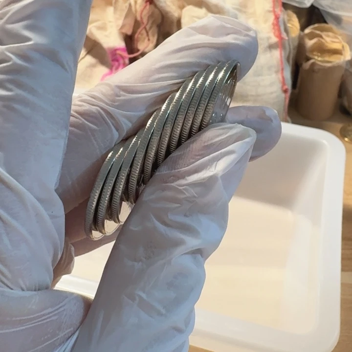 其他普通金属10枚，孙爷爷112年