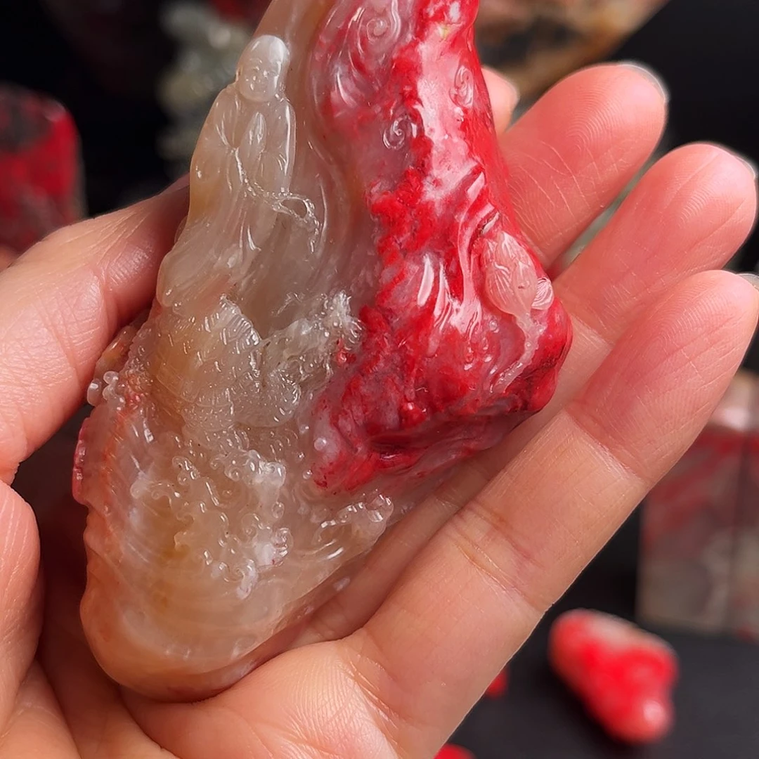 巴林石其他鸡血石摆件