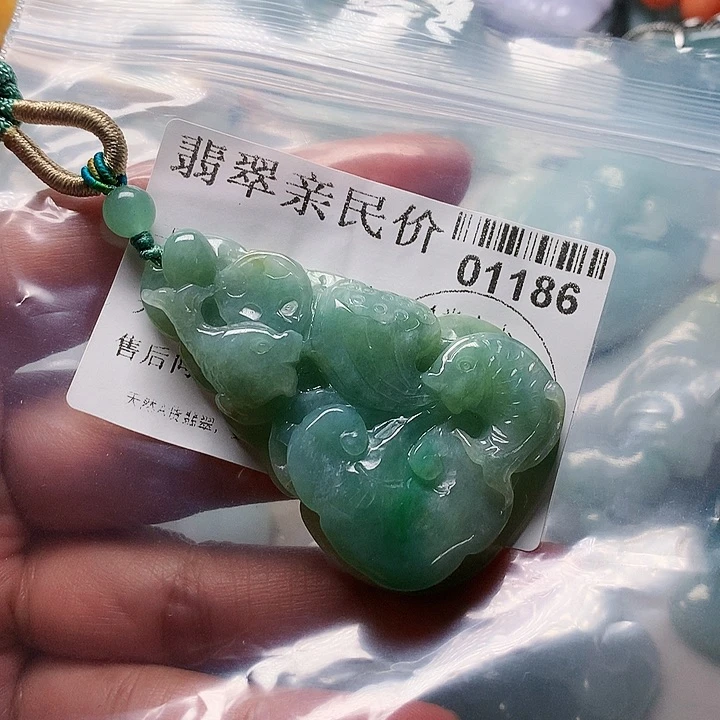 颈饰未镶嵌翡翠000001186