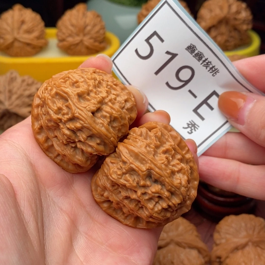 文玩核桃把件白狮40