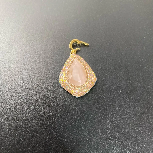 铜合金合成锆石吊坠 TTSD 粉色水滴轻奢宫廷风吊坠 135