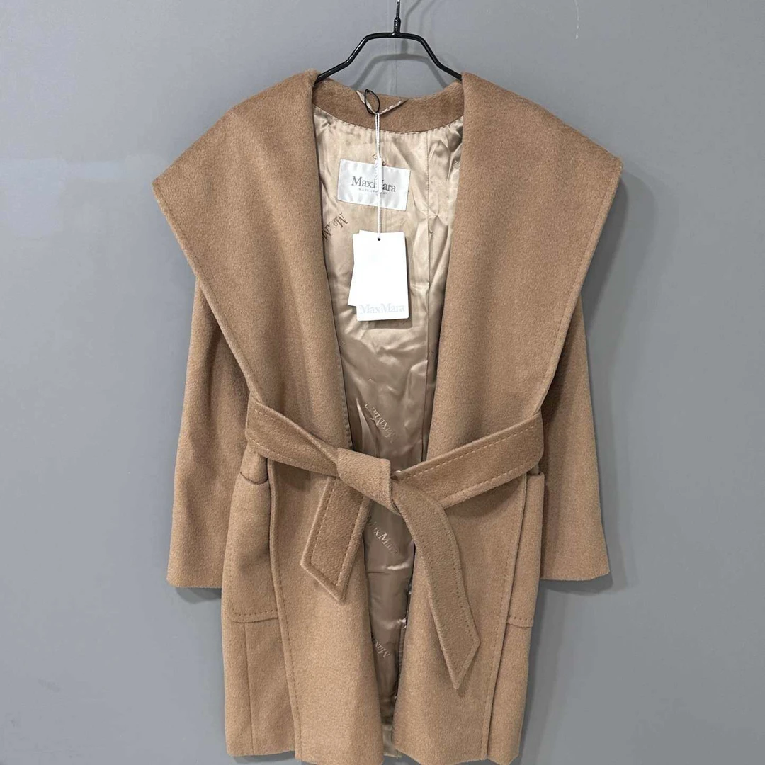 未使用 MaxMara Rialto连帽浴袍大衣/全新/36码/28644