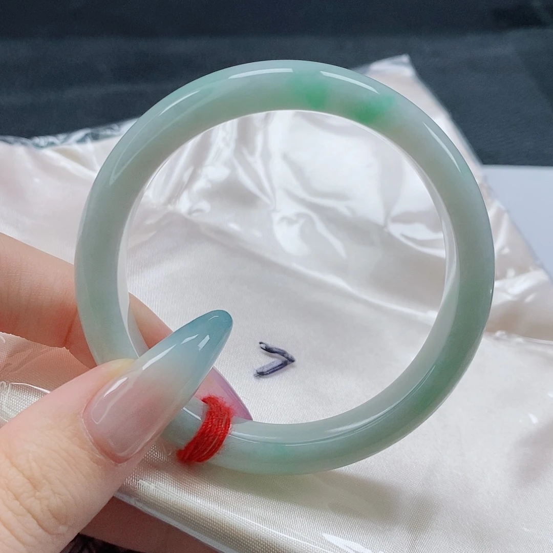 【闪购商品】未镶嵌手镯翡翠497号