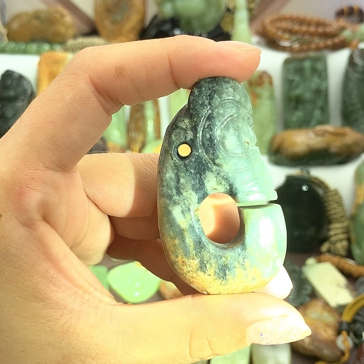 岫岩河磨玉（透闪石质玉）未镶嵌挂件