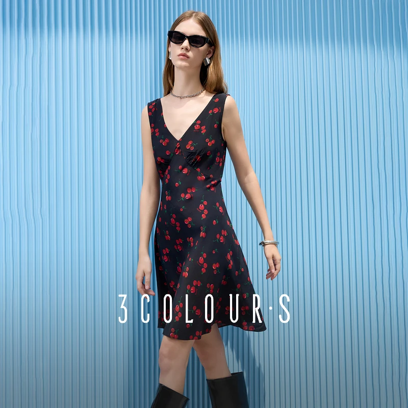 三彩2025夏季新款樱桃连衣裙V领收腰A字裙无袖短裙复古优雅女S
