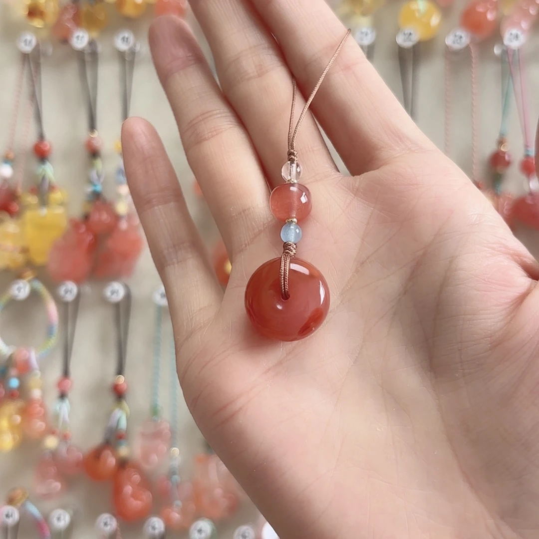 南红玛瑙未镶嵌吊坠(赠链)