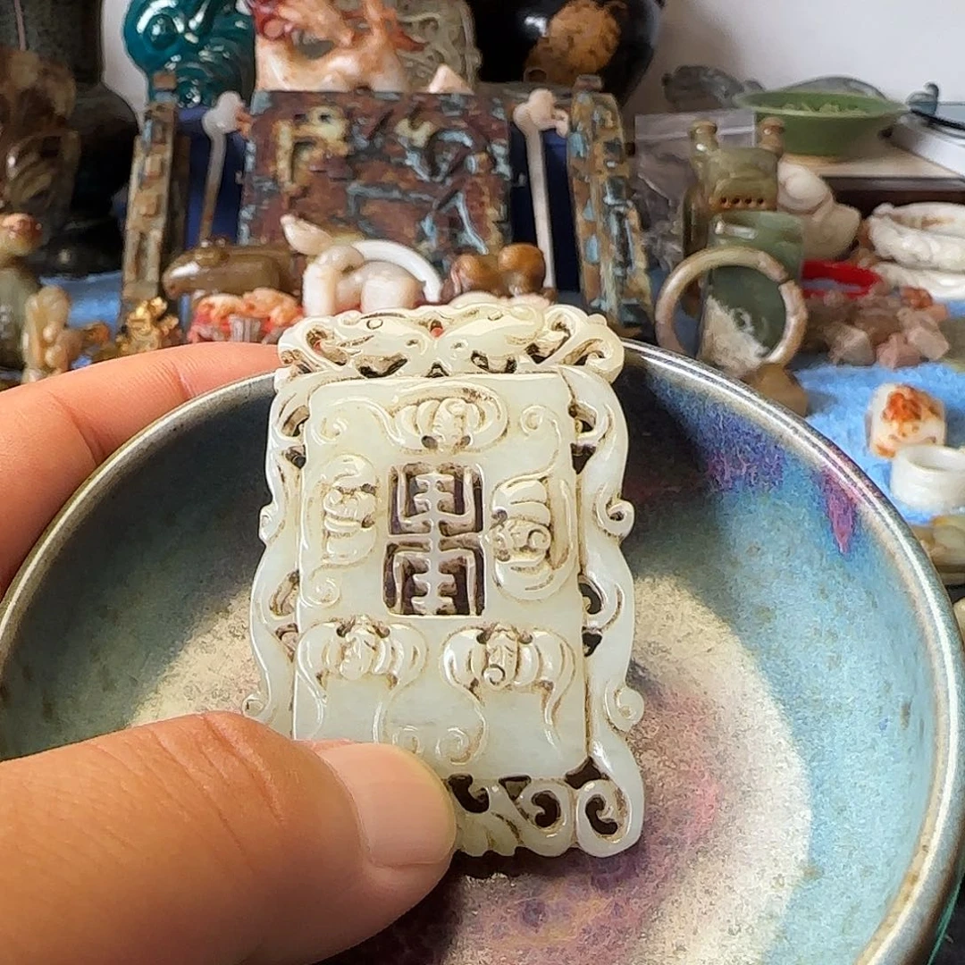 摆件好物件送到家里面