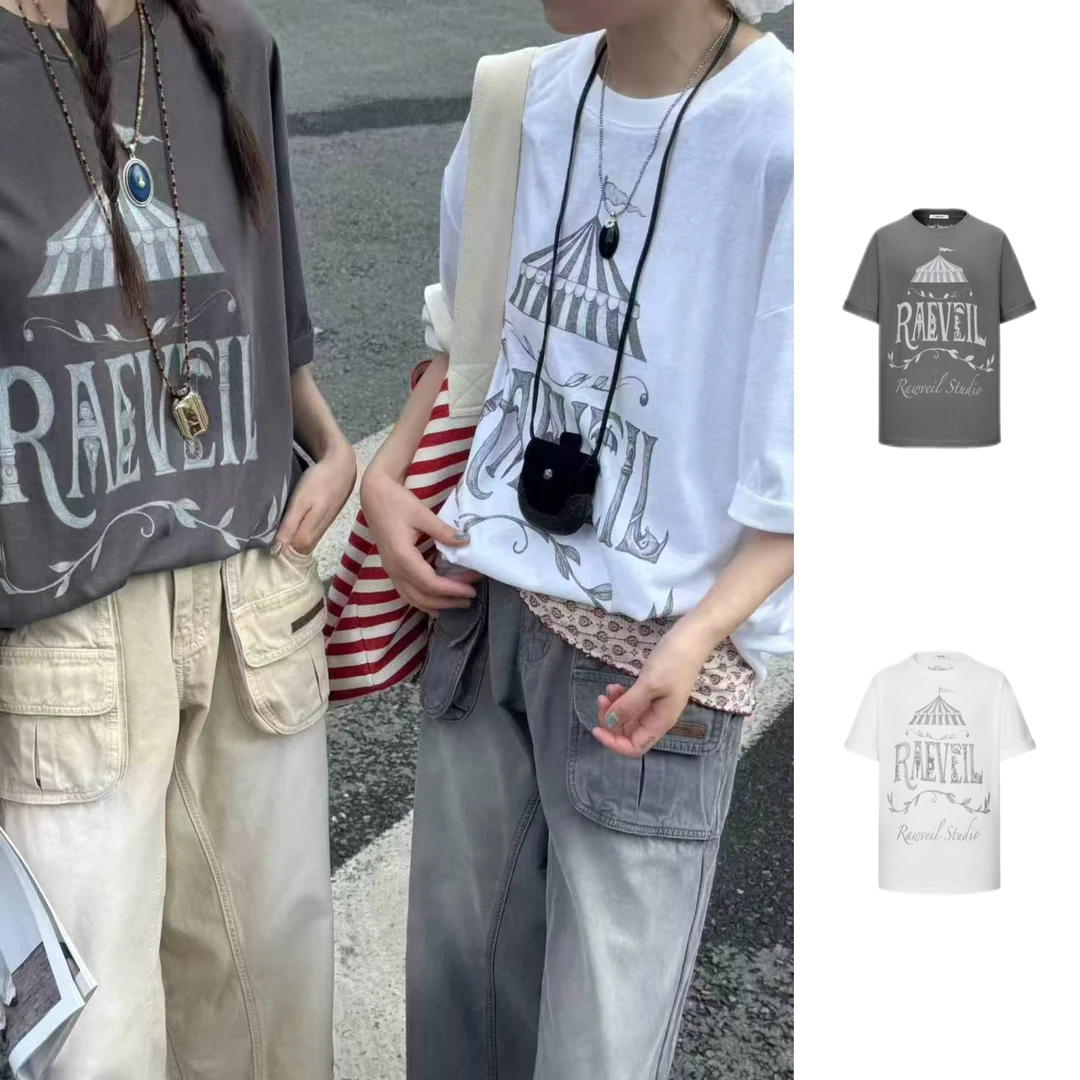 RAWVEIL【马戏团叙事】复古字体印花T恤——黑鸭子买手店