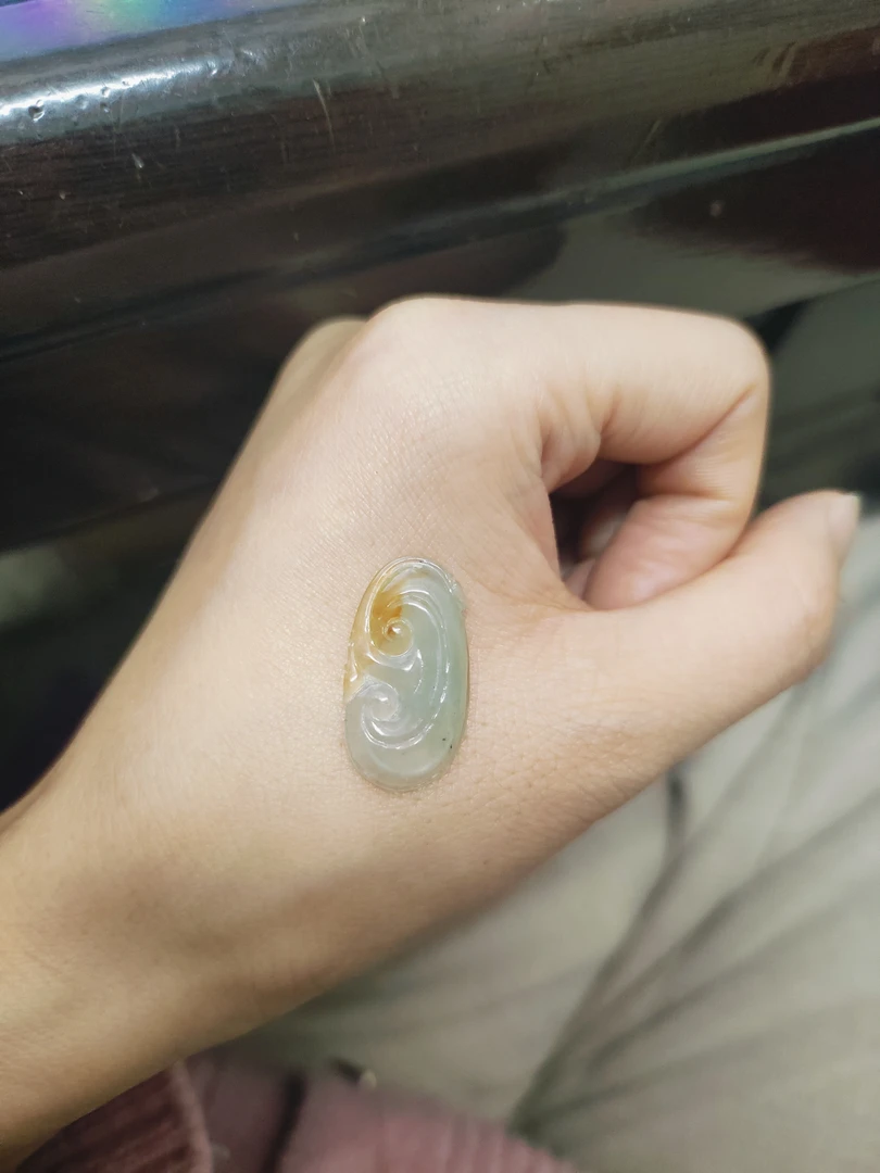 天然缅甸翡翠小如意