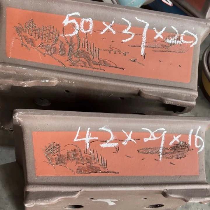 紫砂花盆128-2。