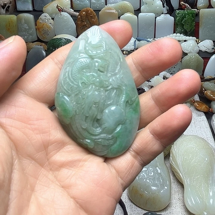 翡翠挂件未镶嵌翡翠挂件666668888