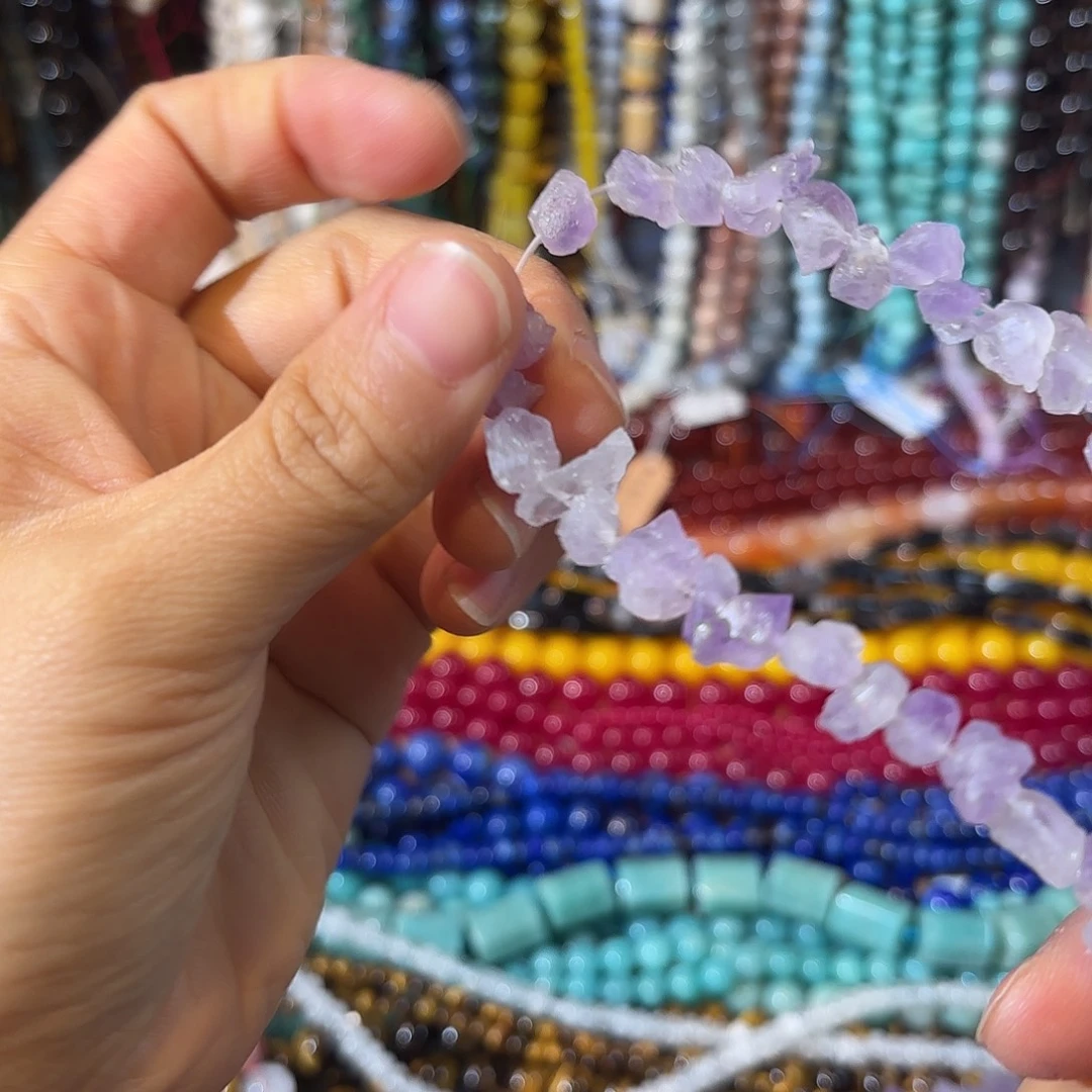 玛瑙/玉髓未镶嵌珠宝半成品紫水原石一条