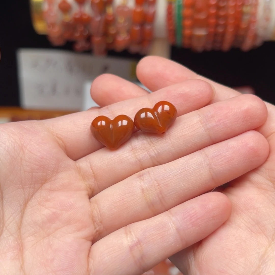 吊坠(不含链)未镶嵌南红玛瑙微瑕