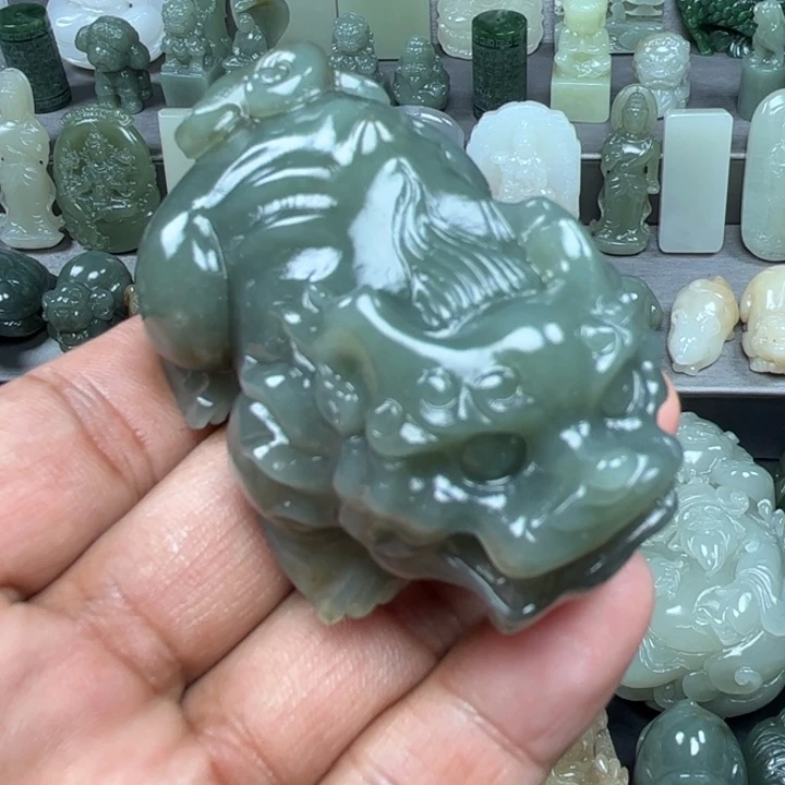 和田玉把件未镶嵌生**态