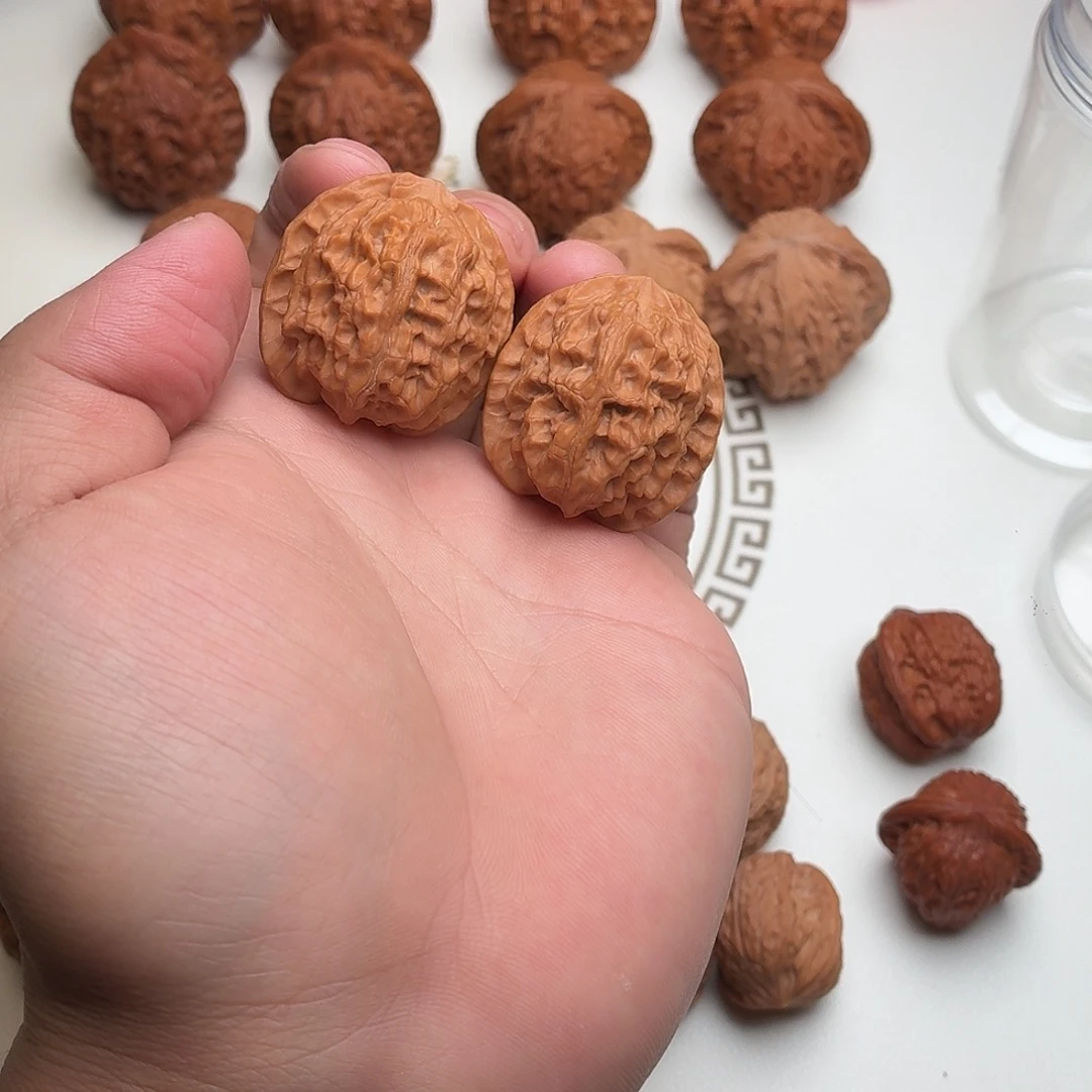 文玩核桃把件苹果园