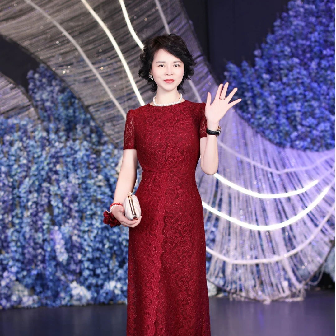 高定高贵奢华礼服蕾丝喜婆婆妈妈装2025新款爆款