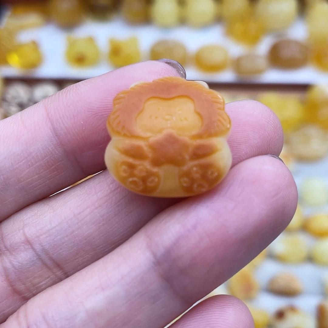 琥珀未镶嵌吊坠(不含链)