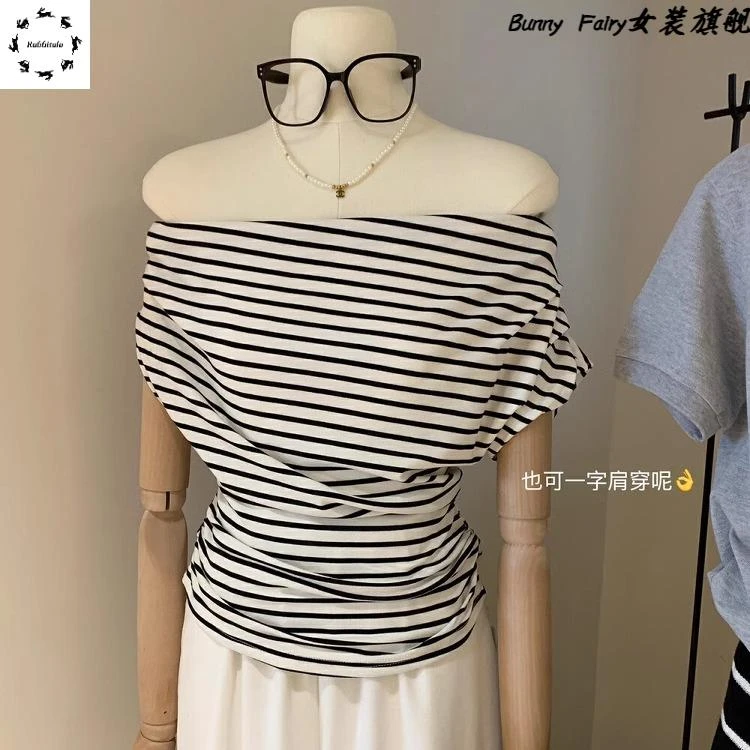 小众黑白条纹斜领T恤女上衣夏季新款性感露肩修身百搭短袖小衫潮
