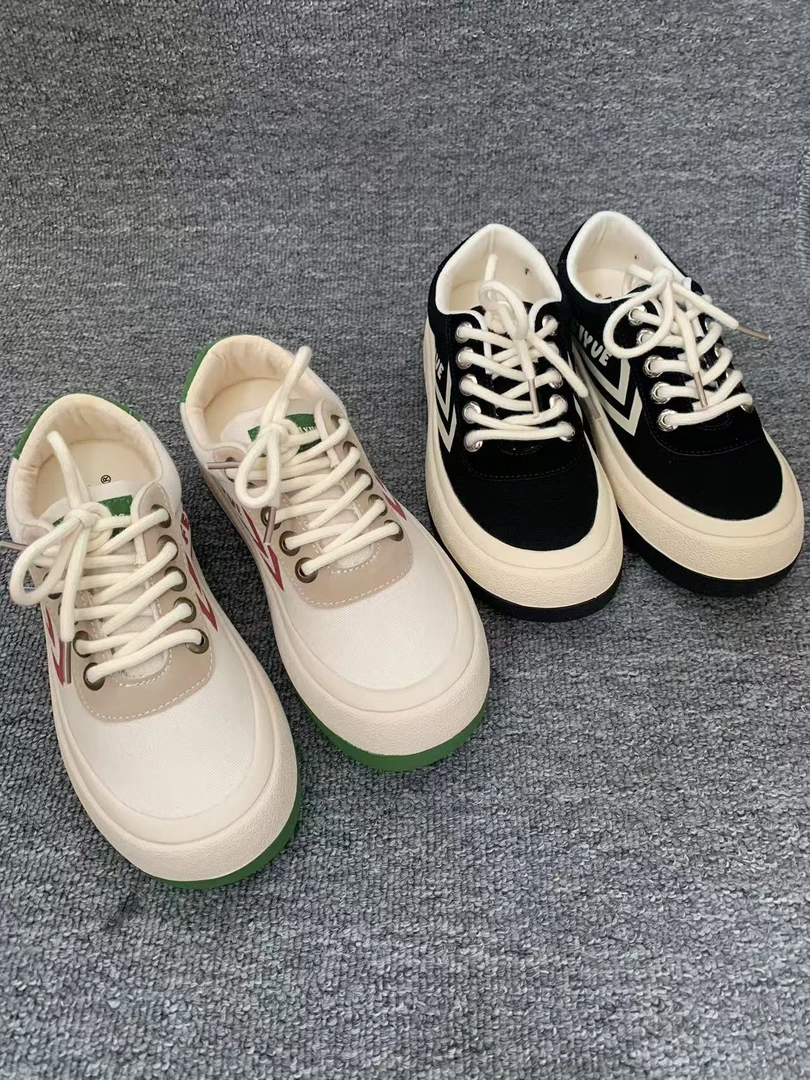 女鞋厚底百搭舒适帆布鞋8907