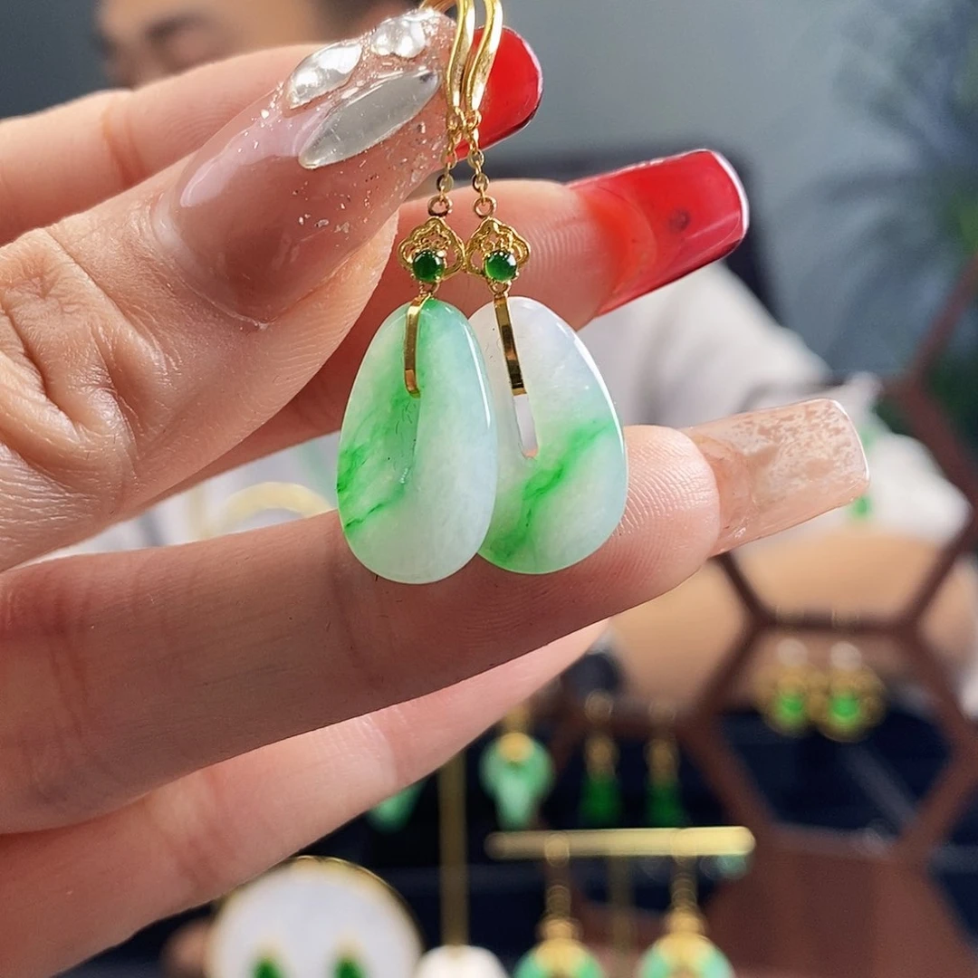 翡翠耳饰18K金镶嵌翡翠