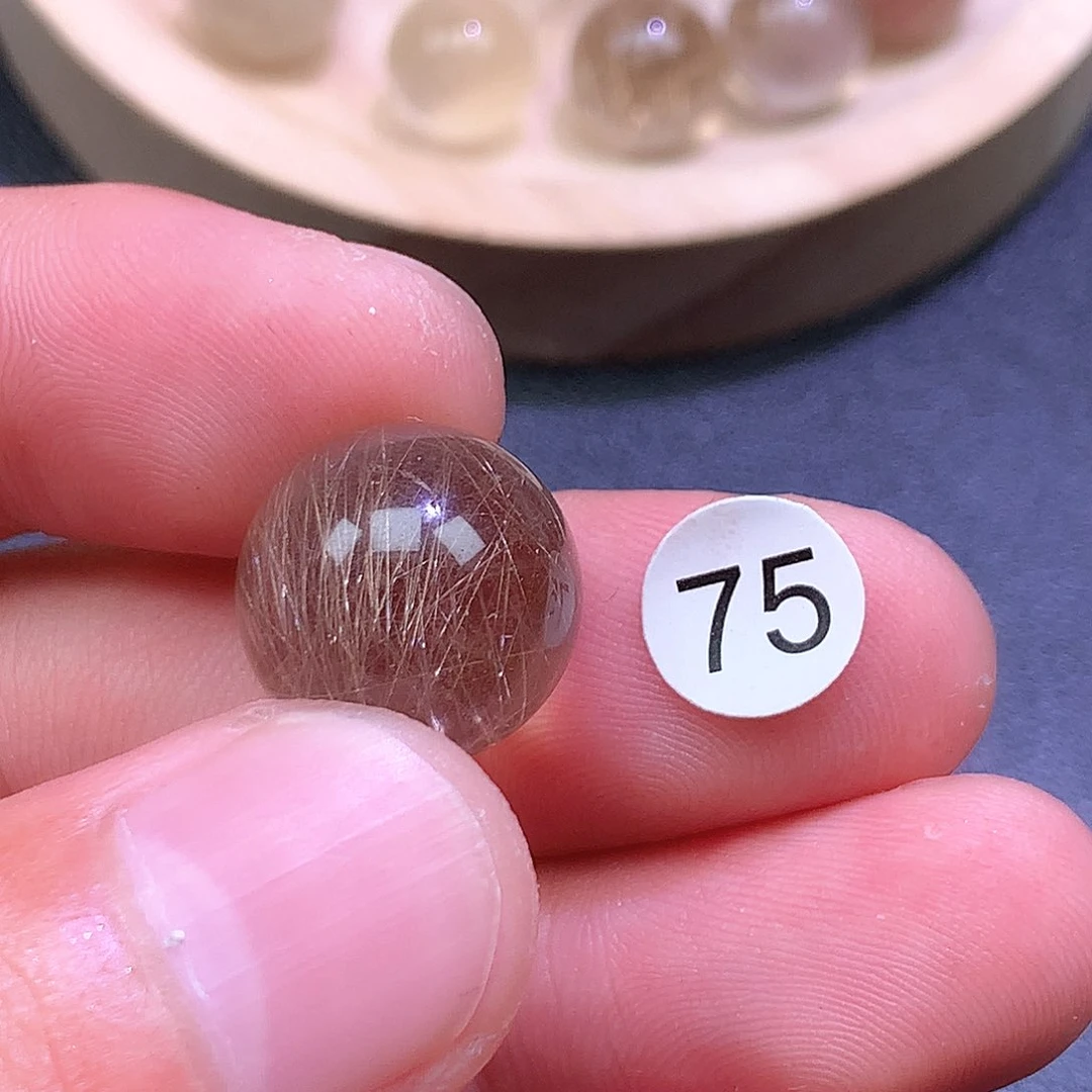 未镶嵌颈饰水晶Y*