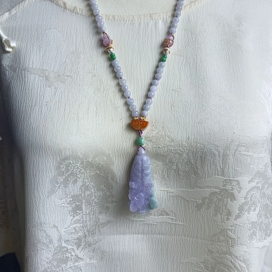 吊坠(赠链)未镶嵌翡翠