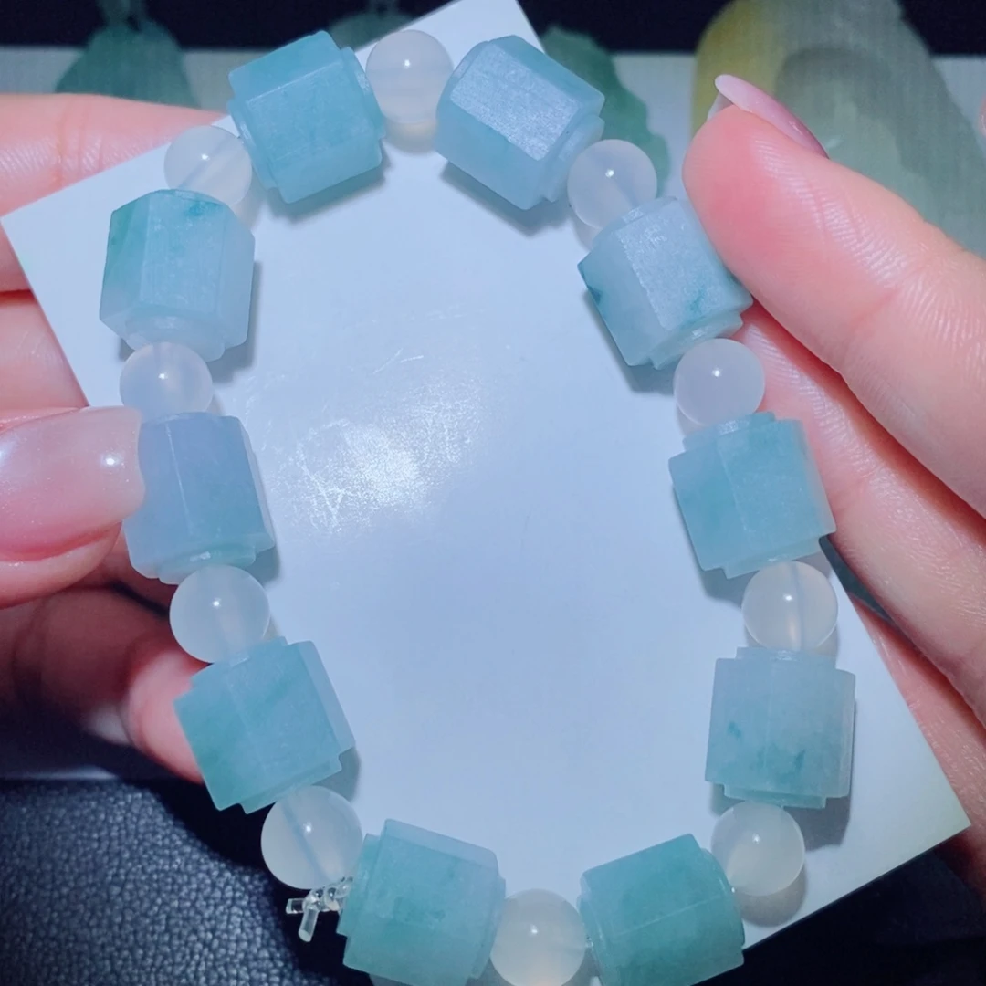定制翡翠未镶嵌吊坠