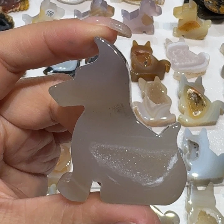 玛瑙/玉髓未镶嵌雕刻件