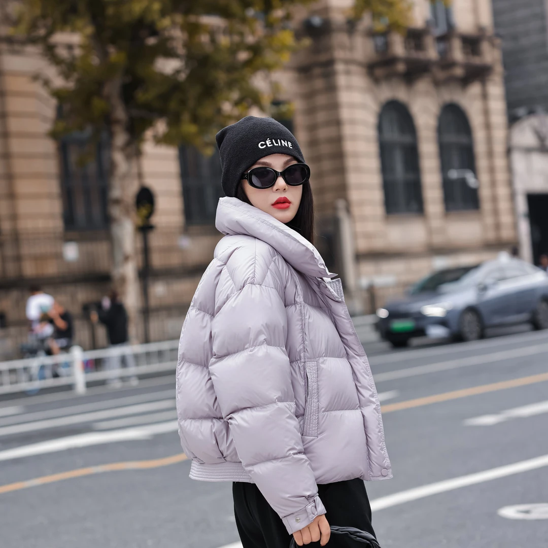 短款拉链轻薄潮流立领女装羽绒服外套时尚百搭