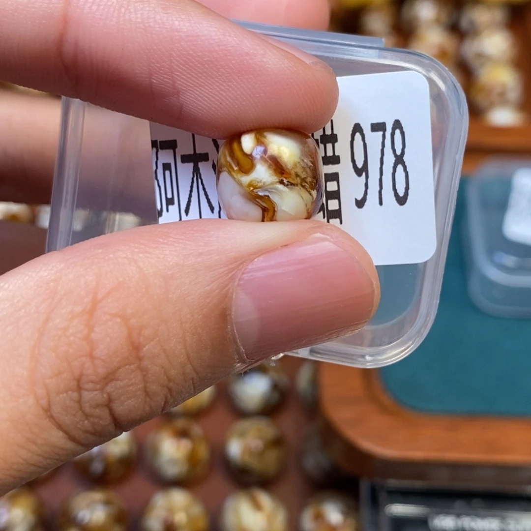把件猴头核桃沁色圆珠老型978