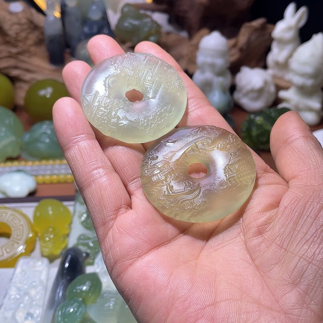 未镶嵌蛇纹石玉珠宝奇石H****3