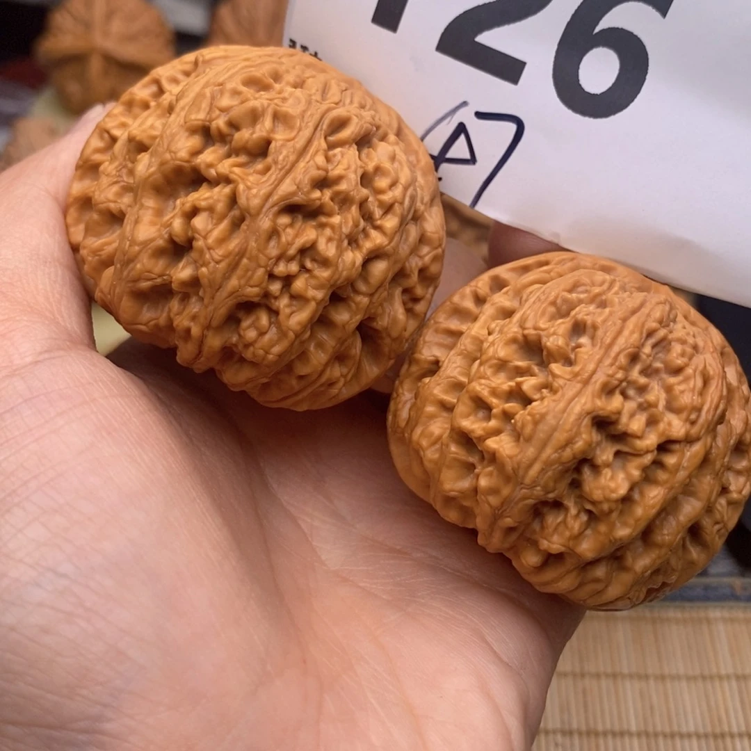 文玩核桃把件 126号47粗筋