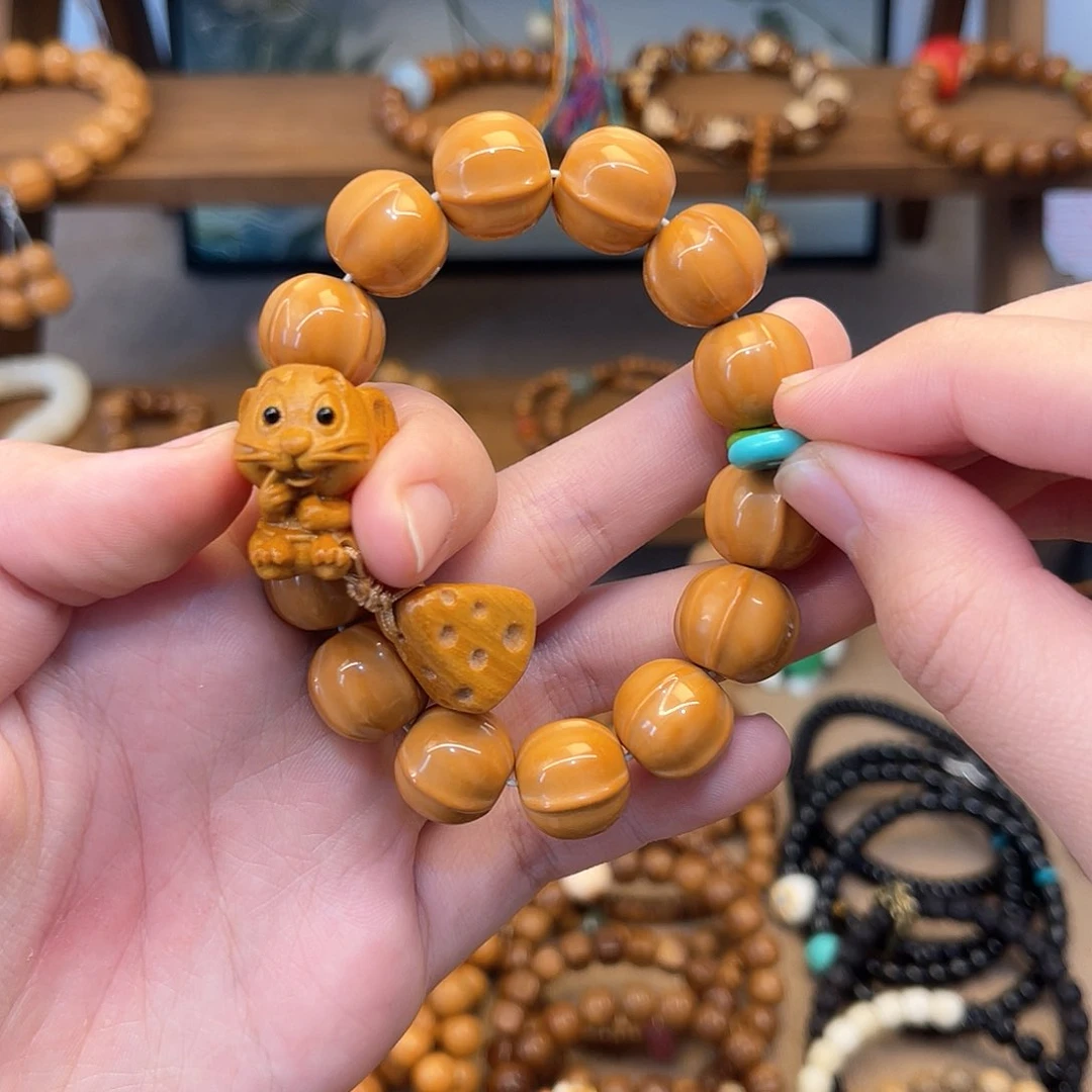 猴头核桃手串D***?搭配杰瑞