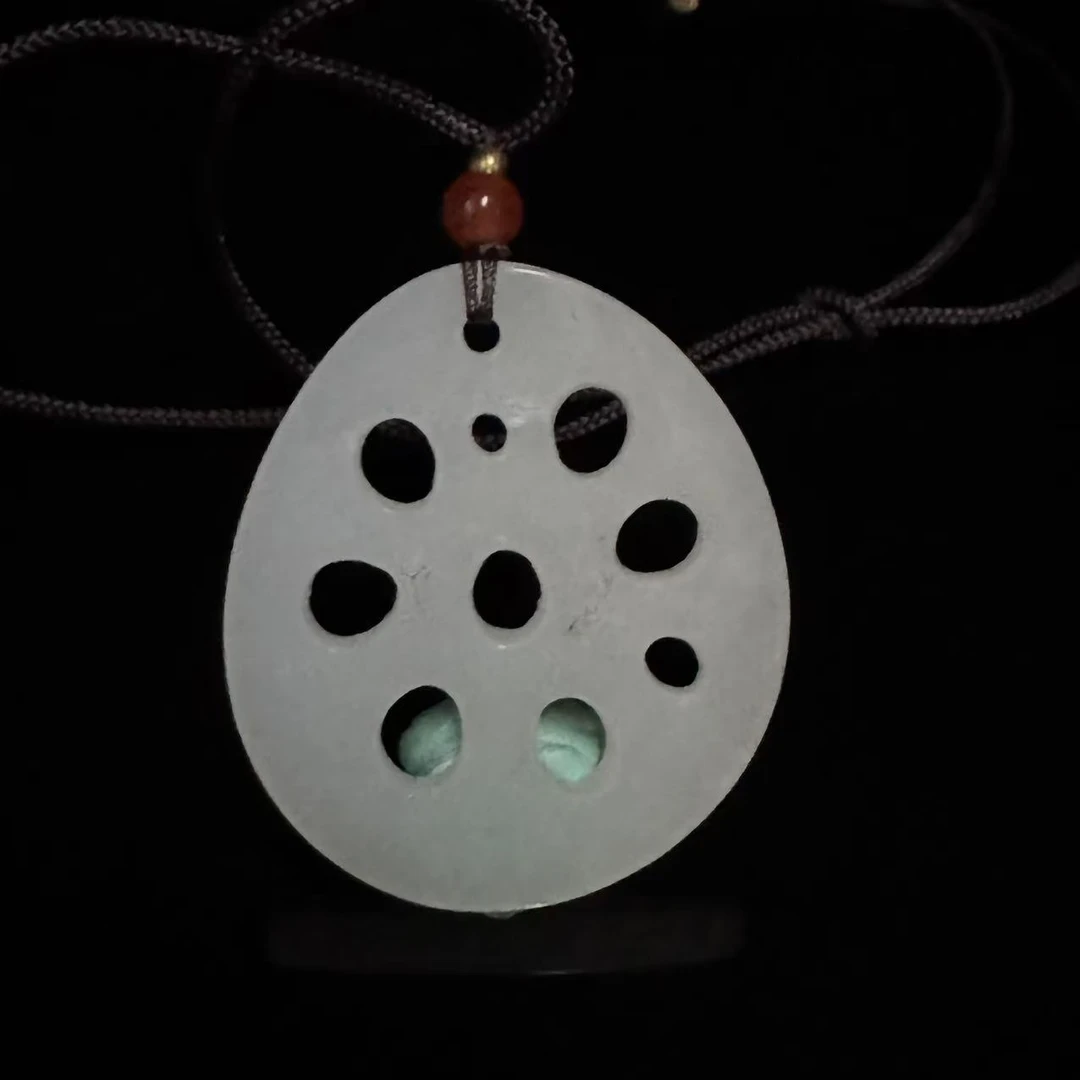 LOT13/20世纪前期和田玉藕式挂坠/448171