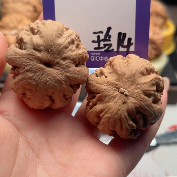 吊坠文玩核桃利**术文玩核桃14