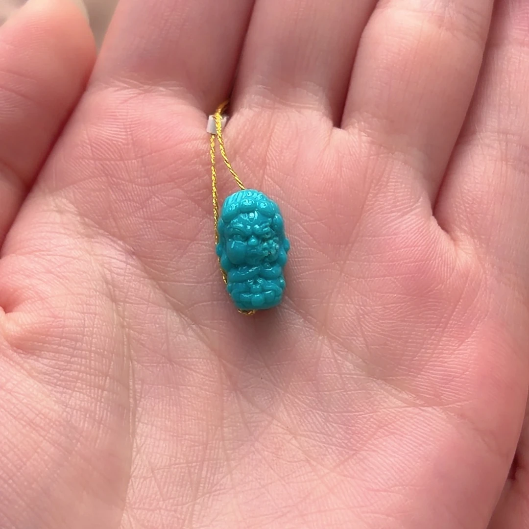 绿松石未镶嵌颈饰