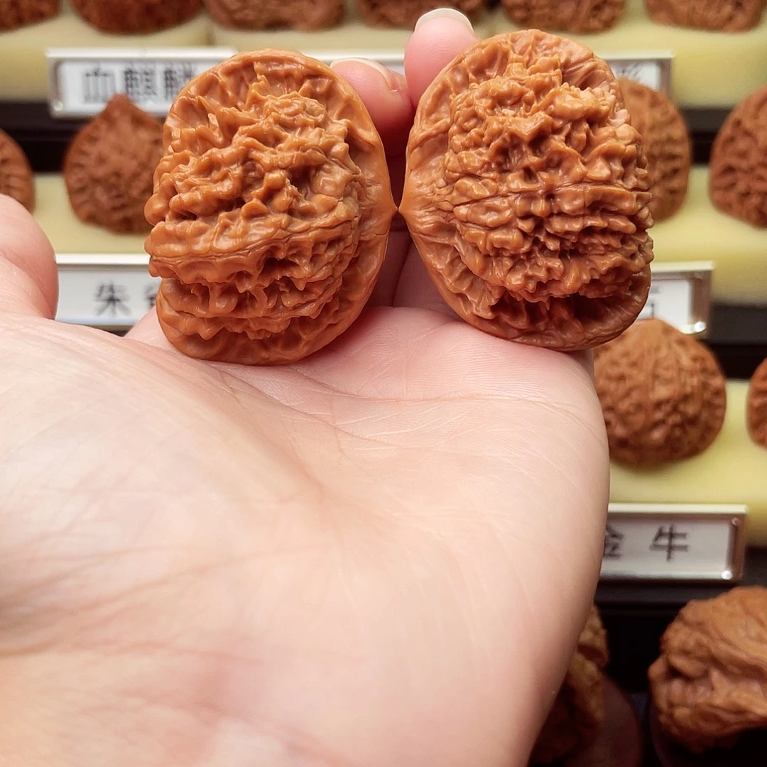 文玩核桃吊坠官帽47尺629