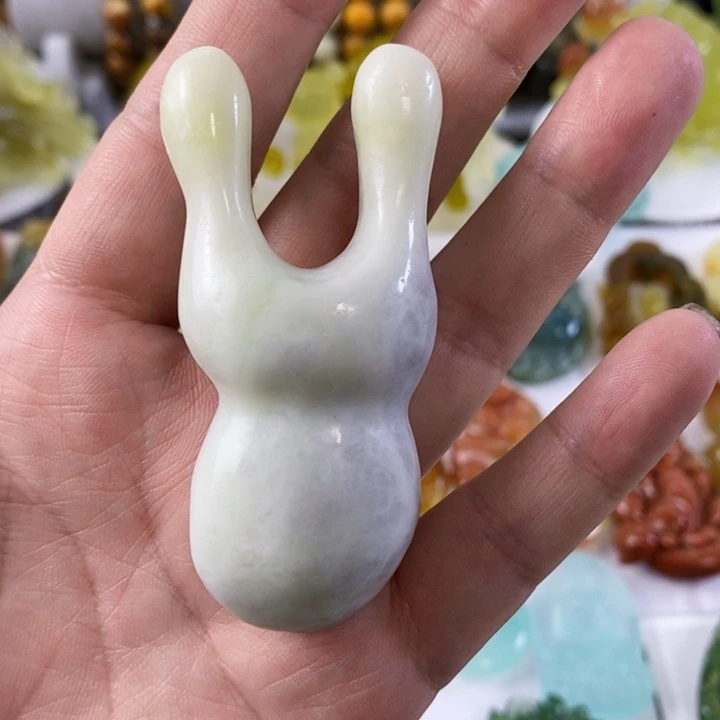 未镶嵌岫玉手把件