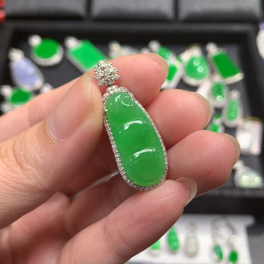 吊坠(不含链)18K金镶嵌翡翠有色线